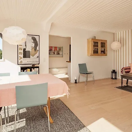 Heliosvej Holiday home Vejby